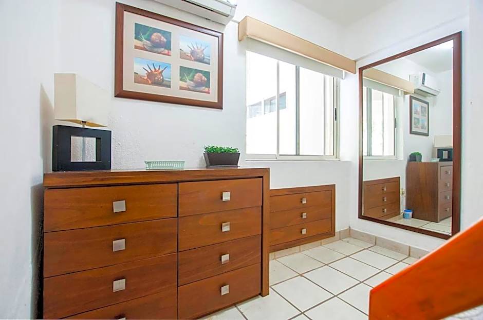 Marina Suites by Andiani Travel