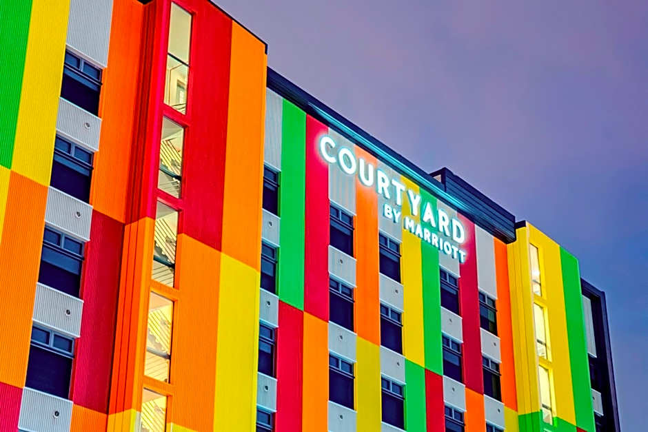 Courtyard by Marriott Santiago Airport