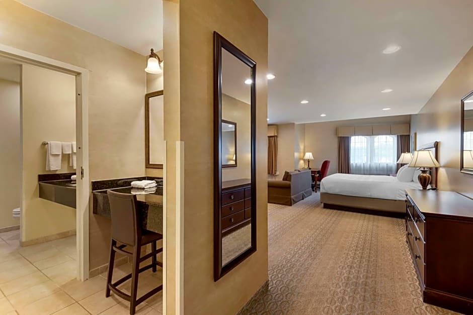 Best Western Plus Vineyard Inn & Suites