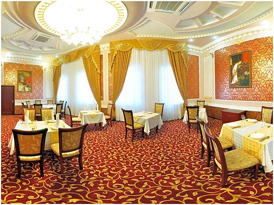 Golden Valley Hotel