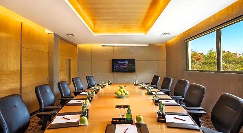 Crowne Plaza Ahmedabad City Centre By IHG