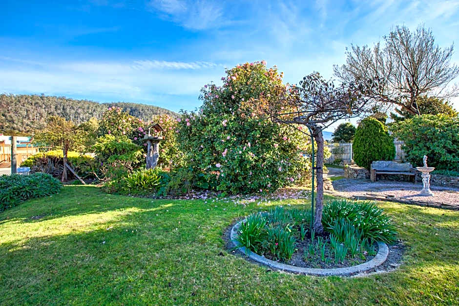 Wintersun Gardens Motel