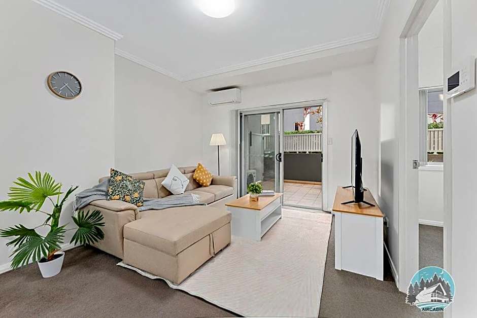 Aircabin - Wentworthville - 2 Beds Apt Free Park