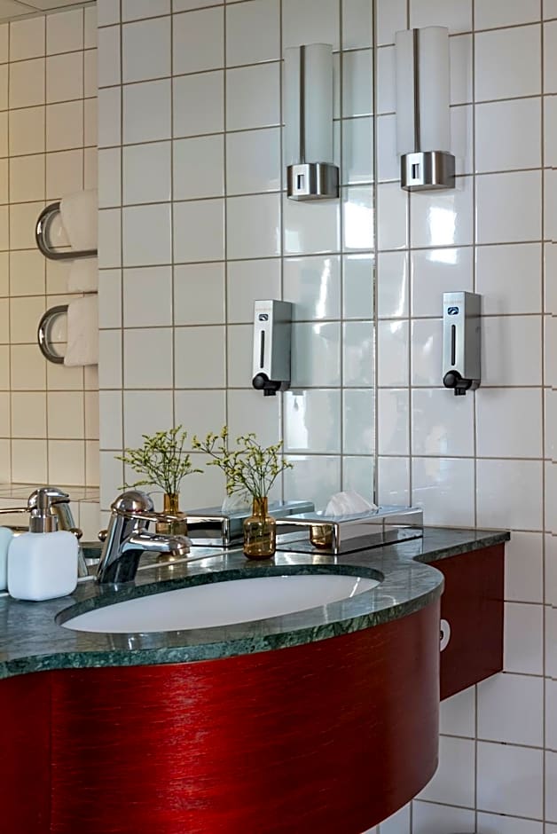 First Hotel Millennium