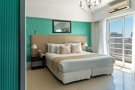 Ker Urquiza Hotel & Suites