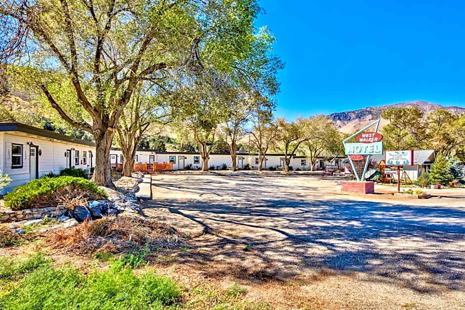 The Historic West Walker Motel