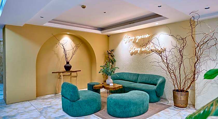 Cactusland Hotel Tan Binh