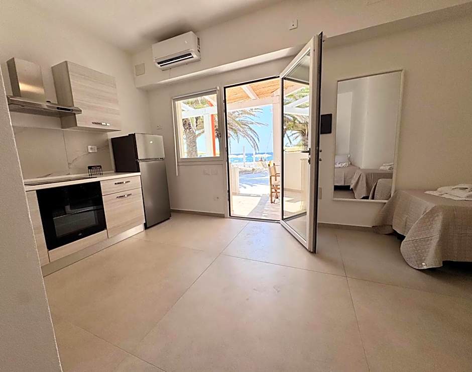 Lido Di Alghero Rooms on the Beach