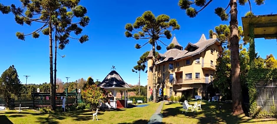 Castelo Nacional Inn Campos do Jordão