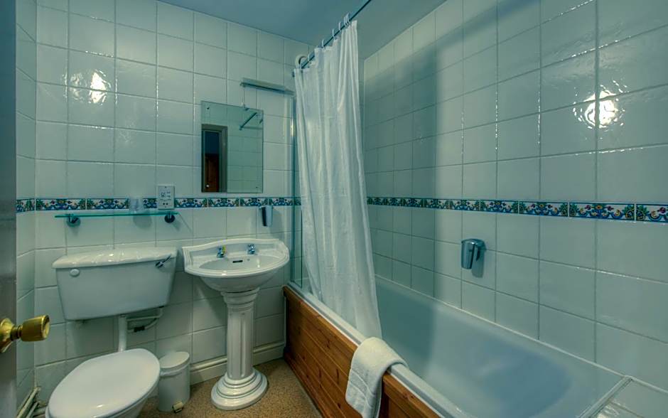 Old Mill by Chef & Brewer Collection