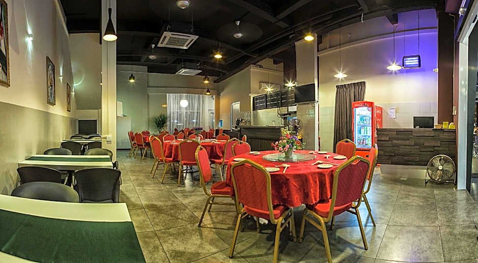 Paragon Lutong Hotel