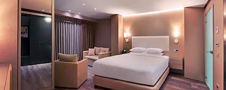 Junior Suite Lake View