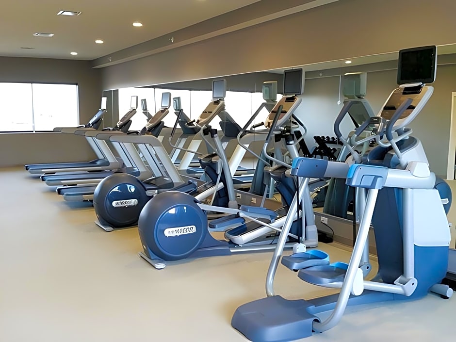 Holiday Inn Express Fargo SW - I-94 Medical Center By IHG