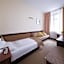 Continental Hotel-Pension