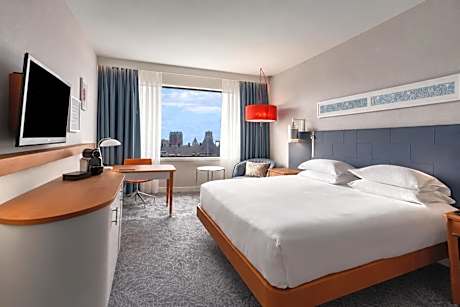 Executive King Suite with Lounge Access