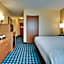 Fairfield Inn & Suites by Marriott Ottawa Starved Rock Area