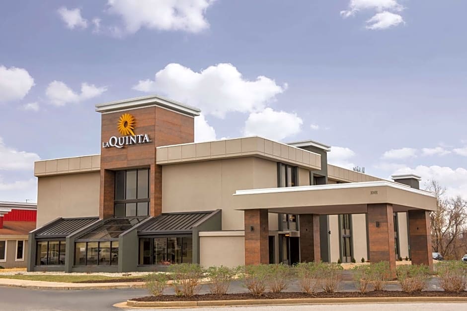 La Quinta Inn & Suites by Wyndham Festus - St. Louis South