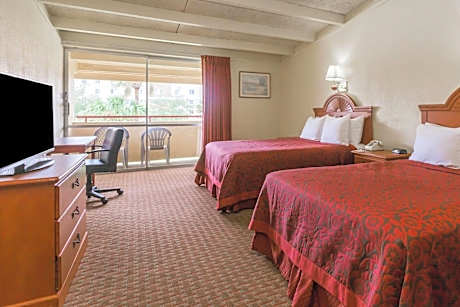 King Room with Two King Beds - Non-Smoking
