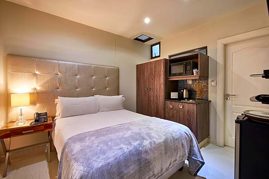 Dynasty Forest Sandown Self Catering Hotel