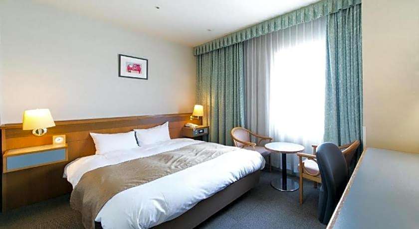Pearl Hotel Ota