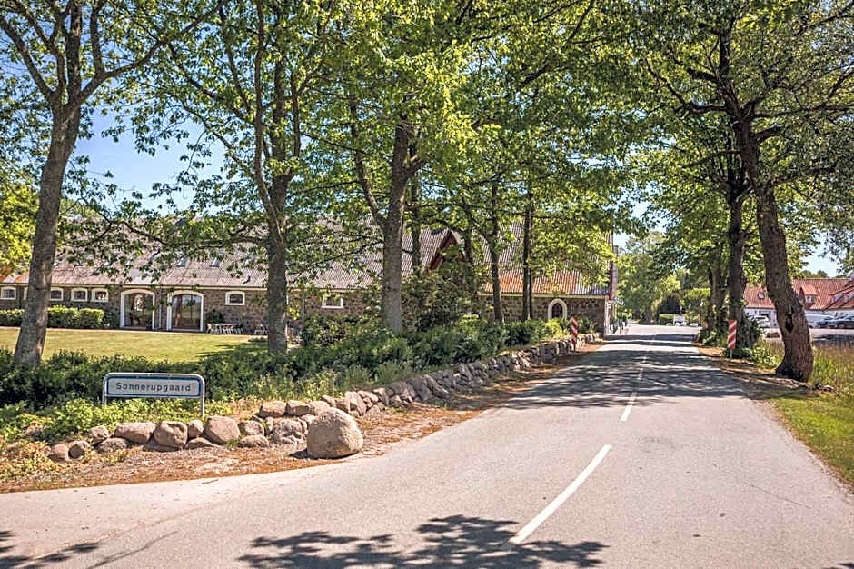 Sonnerupgaard Hotel & Konference