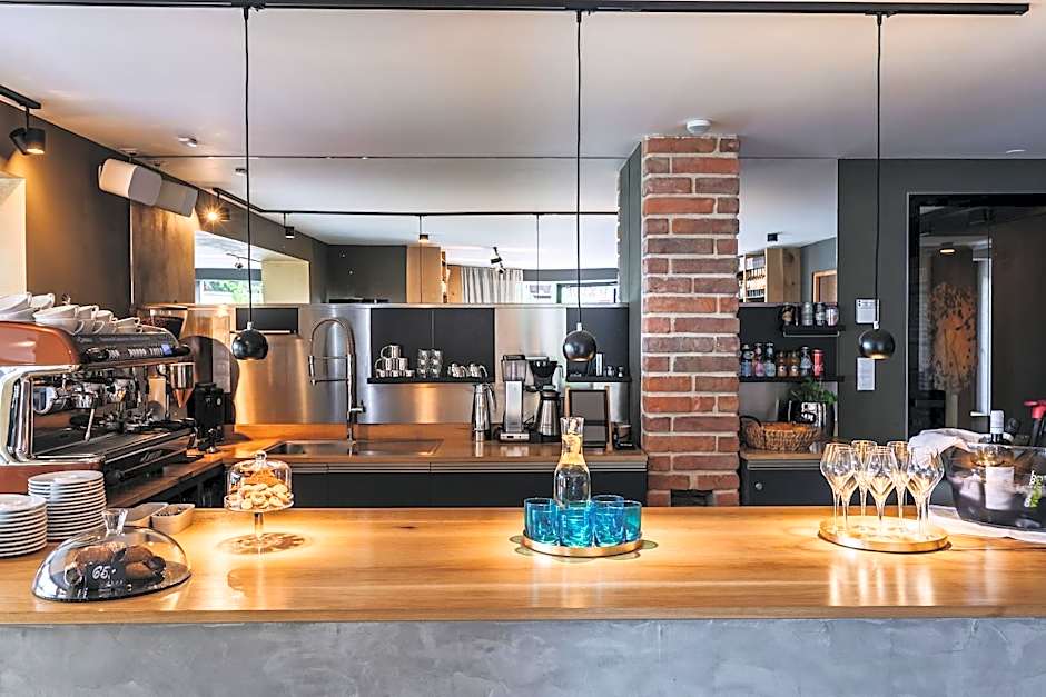 VILLA BRICOLA - Boutique Apartments