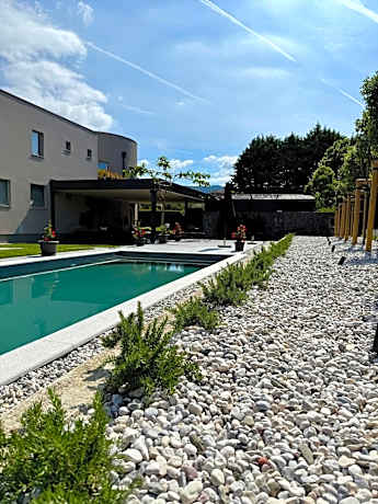 DAM boutique hotel & restaurant