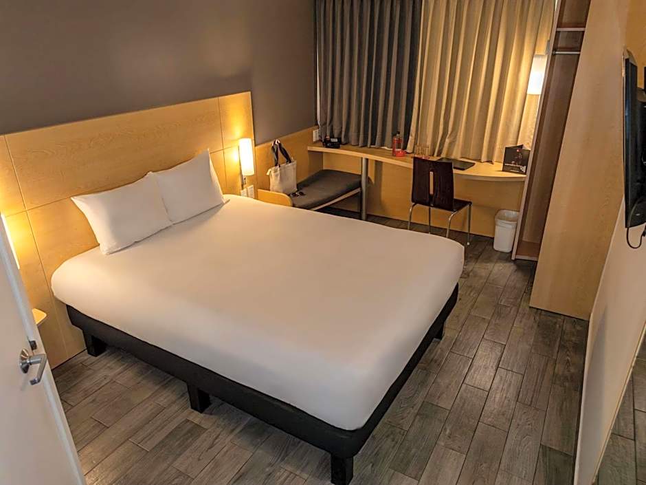 Ibis Merida