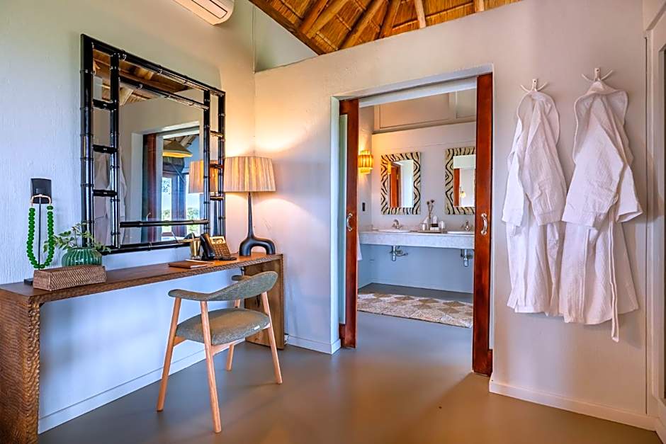 Buffalo Ridge Safari Lodge