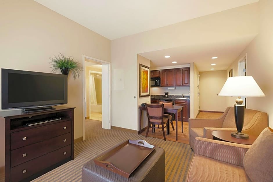 Homewood Suites by Hilton Minneapolis - Saint Louis Park at West End
