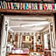 Divná pani Luxury Gallery Rooms
