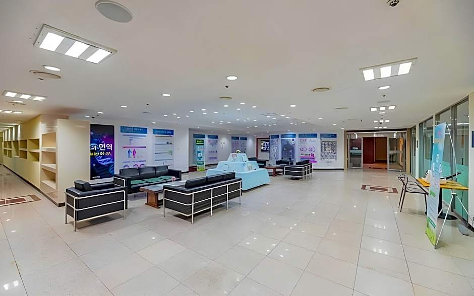 Osaek Greenyard Hotel