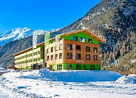 Explorer Hotel Otztal
