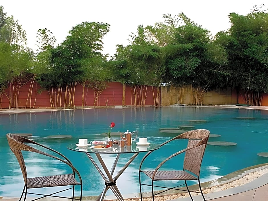 Gardeenia Comfortes Suites