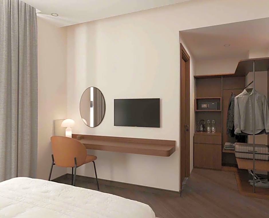 Len's Hotel