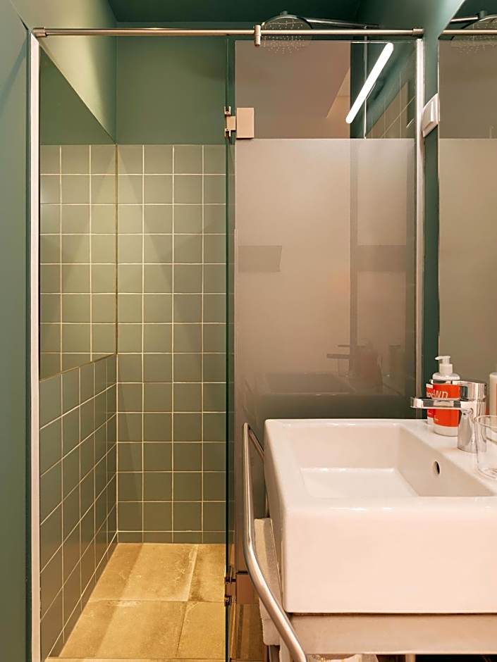 Esqina Cosmopolitan Lodge