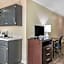 Quality Inn & Suites Quincy - Downtown