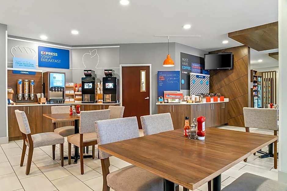 Holiday Inn Express Lapeer By IHG