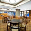 Holiday Inn Express Hotel & Suites Lander