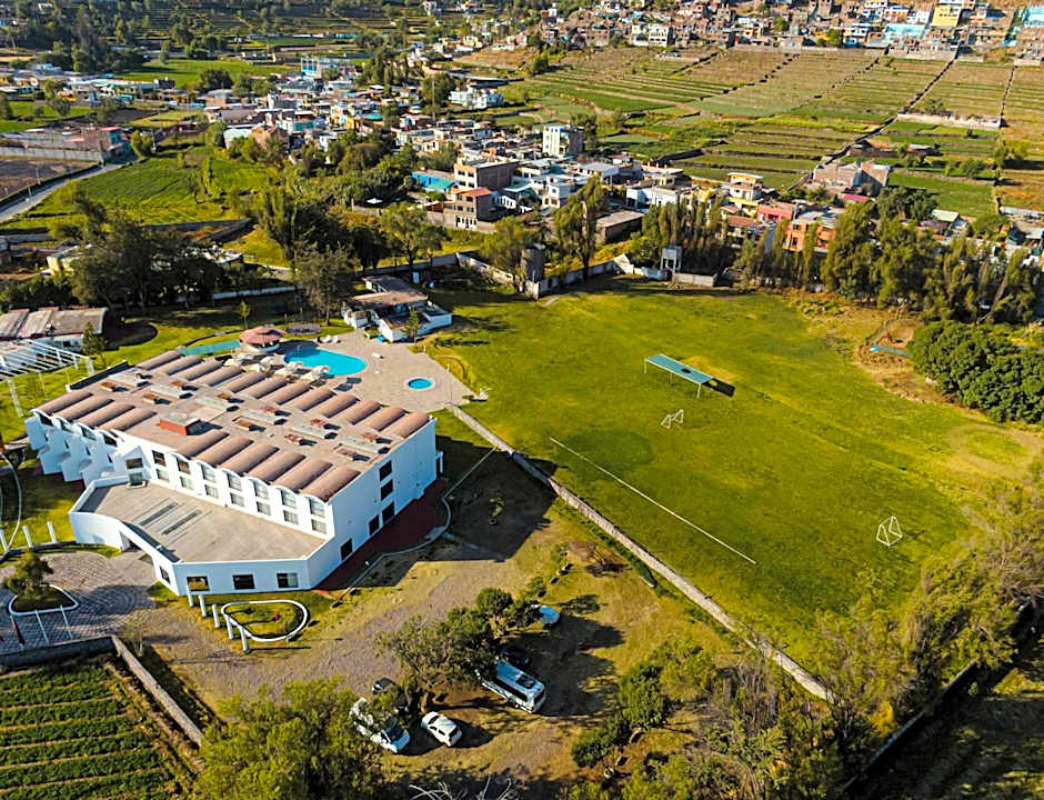 BTH Hotel Arequipa Lake