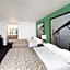 Super 8 by Wyndham Stevensville/St. Joseph