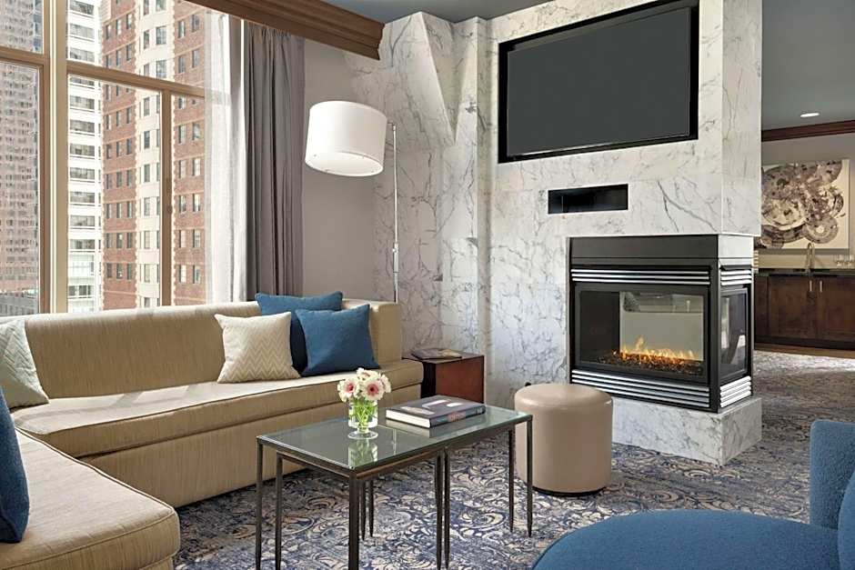 Hilton Checkers Los Angeles