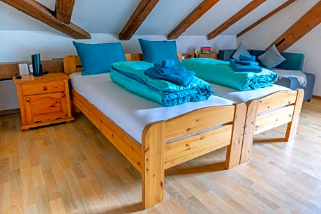 Triple Room with Private Bathroom