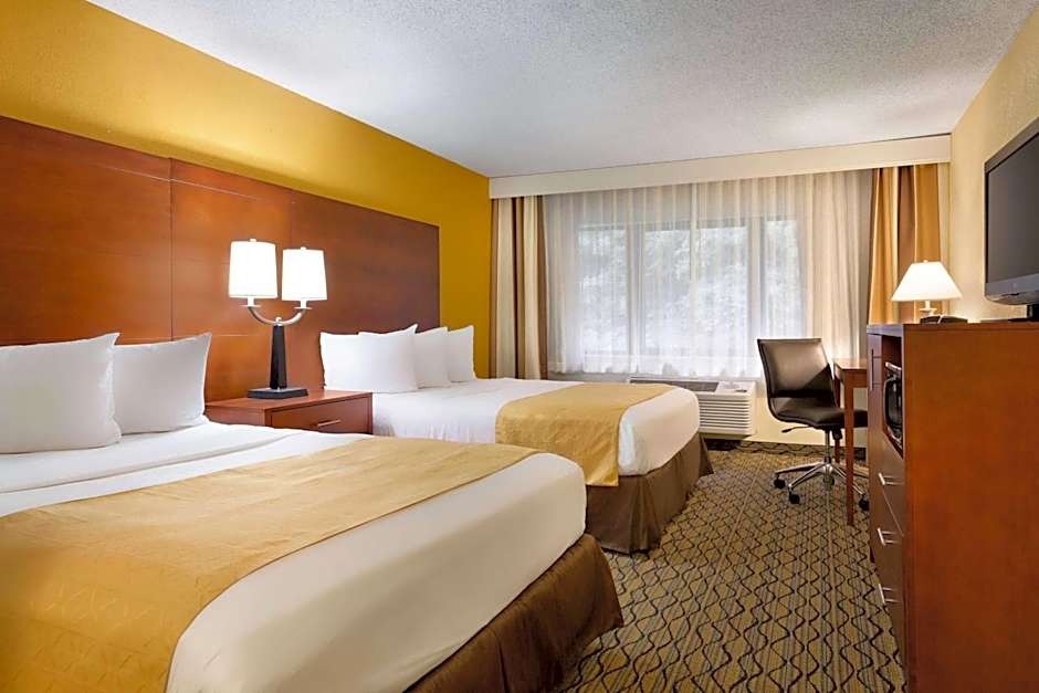 Country Inn & Suites by Radisson, Mishawaka - South Bend