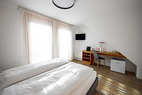 Double Room with Lake View