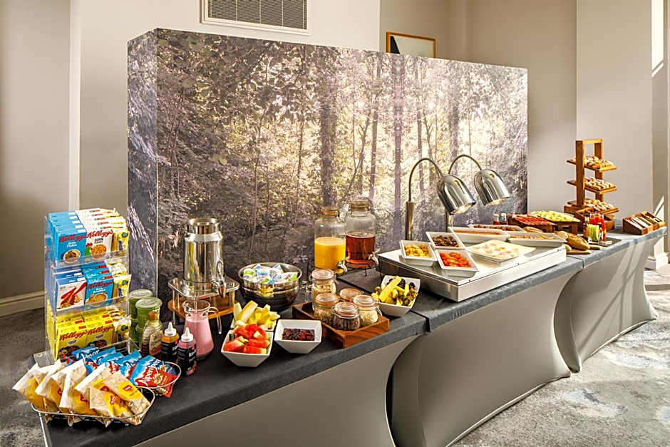 Mercure Gloucester Bowden Hall Hotel