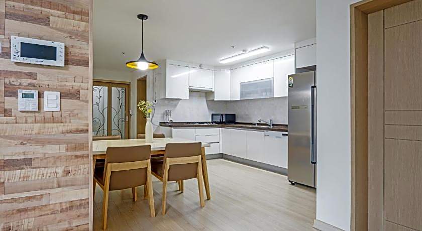 Homefourest Residence Hotel Okpo