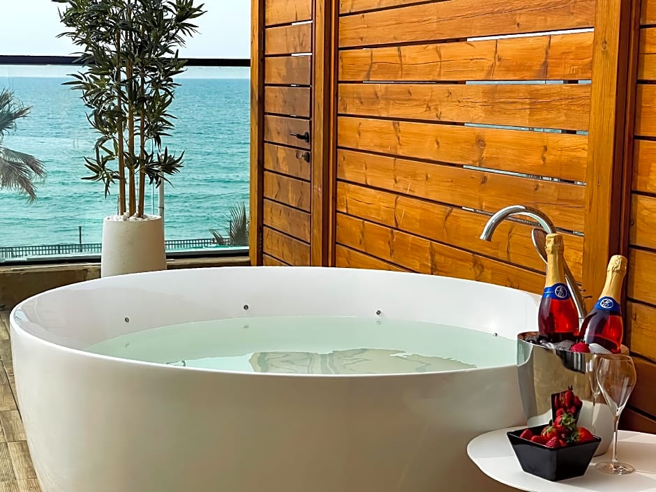 Share Suites Hotel Bat-Yam