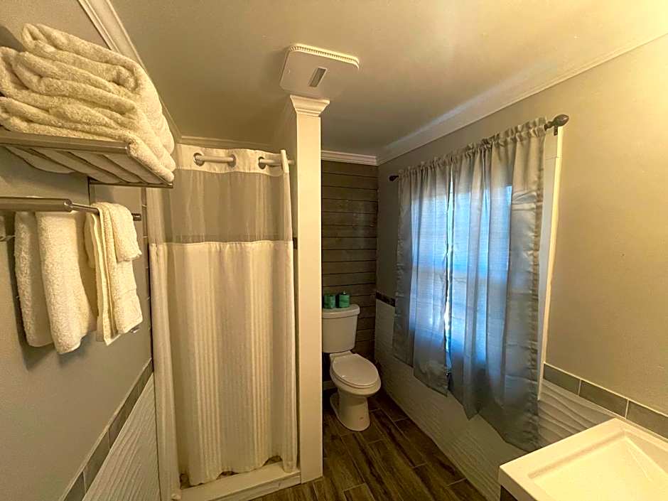 Aquastar Inn