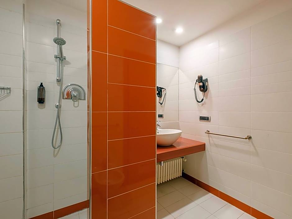 B&B HOTEL Remilia